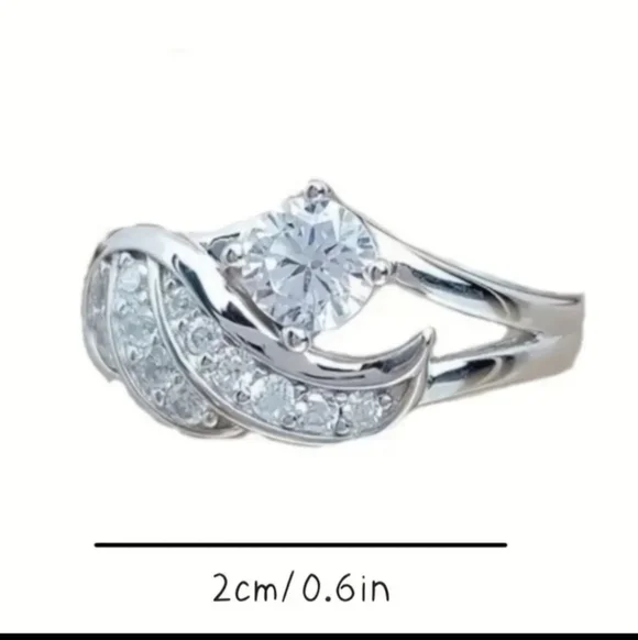 NWT Angel Wings Gold Diamond Ring - Picture 3 of 5